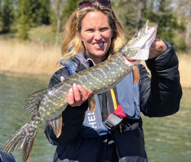 Karin med pigg vårgädda